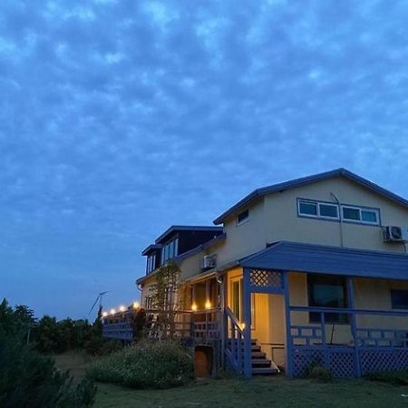 Warang Guesthouse Jeju by Eksteriør bilde