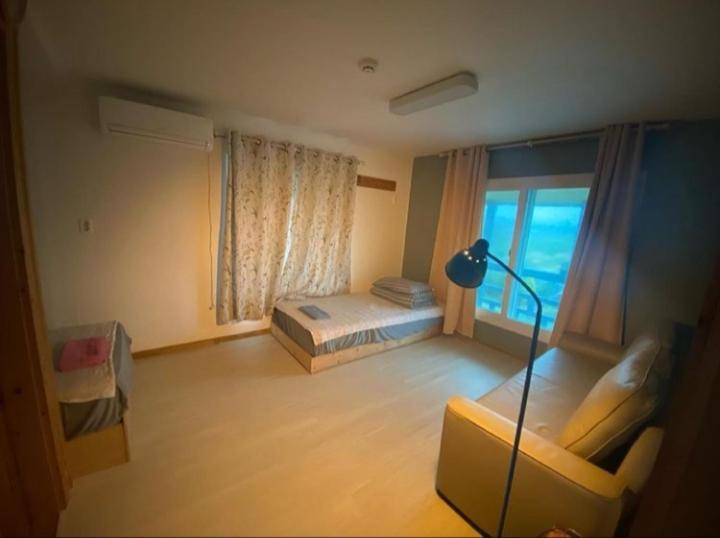 Warang Guesthouse Jeju by Eksteriør bilde