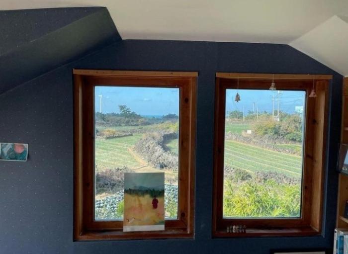 Warang Guesthouse Jeju by Eksteriør bilde