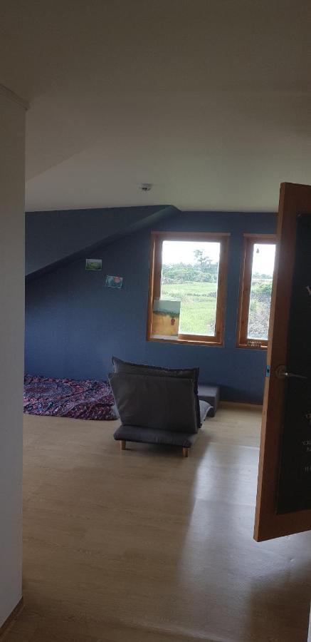 Warang Guesthouse Jeju by Eksteriør bilde